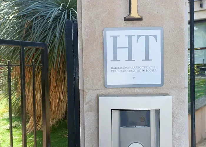 Tribunak Bed & Breakfast 3*